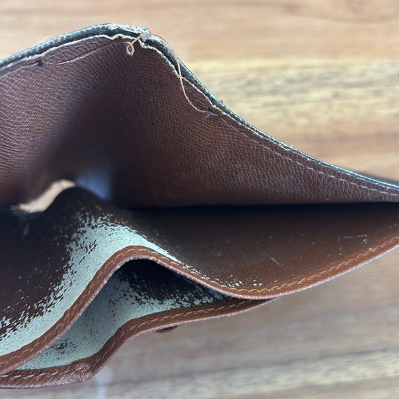 100% Authentic LV Louis Vuitton Bifold Monogram Wallet - Picture 11 of 11